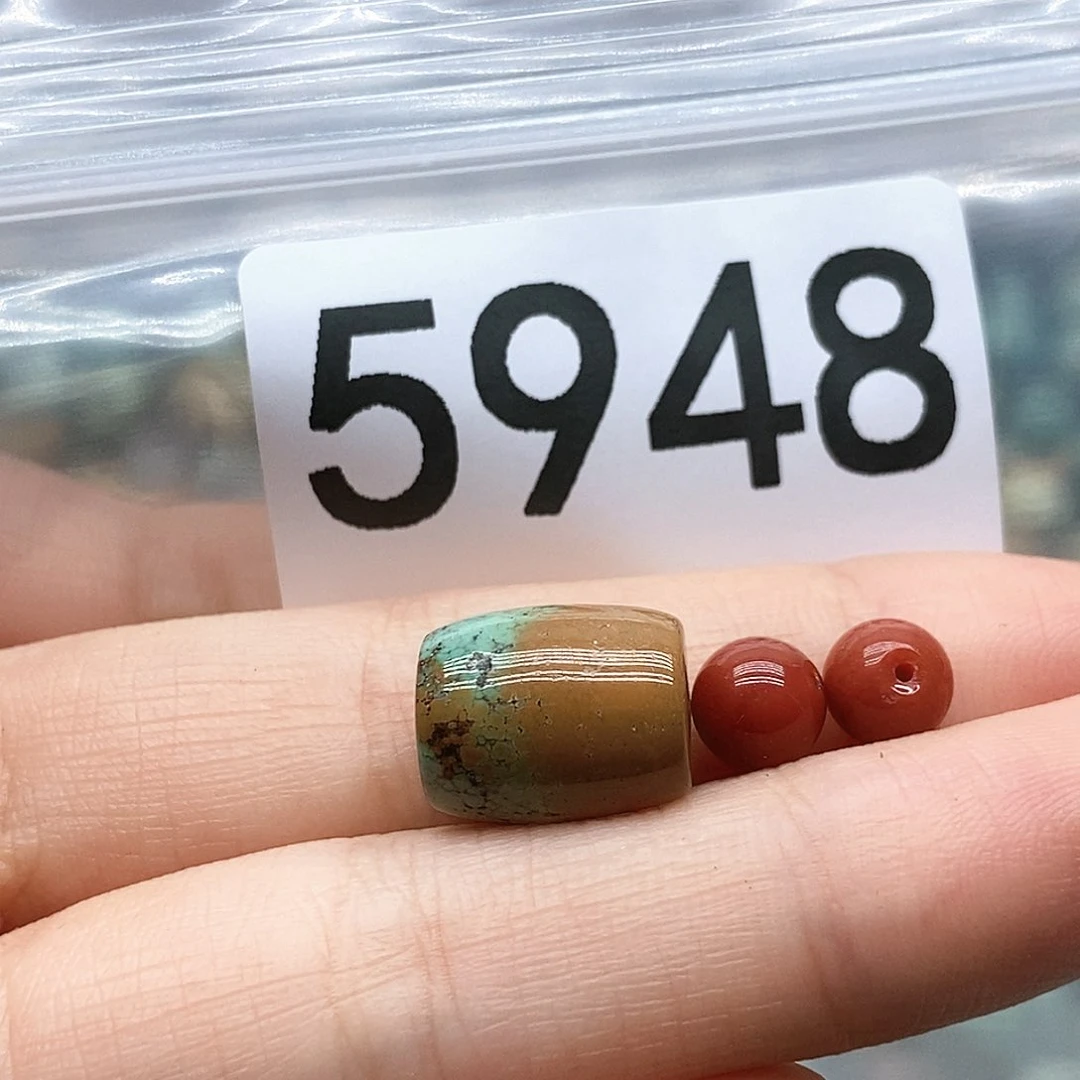 南红玛瑙未镶嵌颈饰