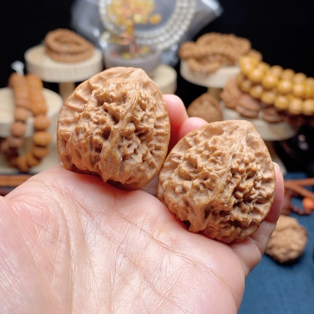 吊坠桃核居庸关鸡心38.5