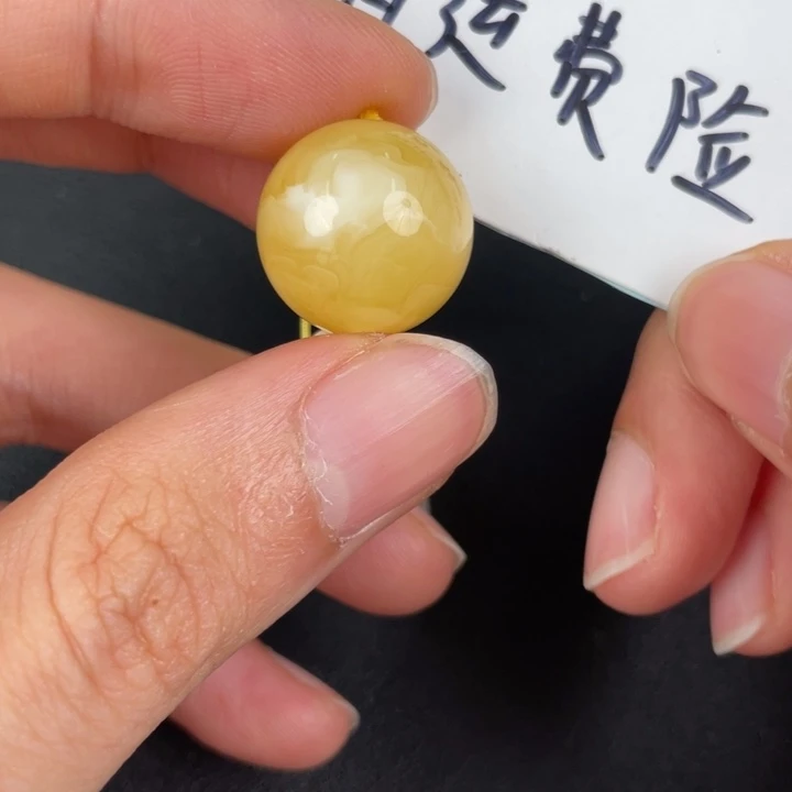 琥珀裸石未镶嵌天然24