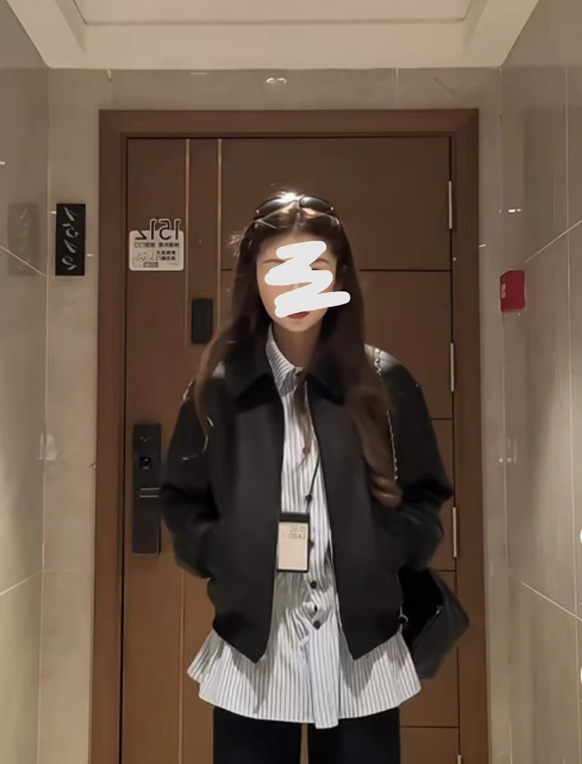 公主 秋季新款酷帅皮衣9796条纹时尚长款衬衫9765