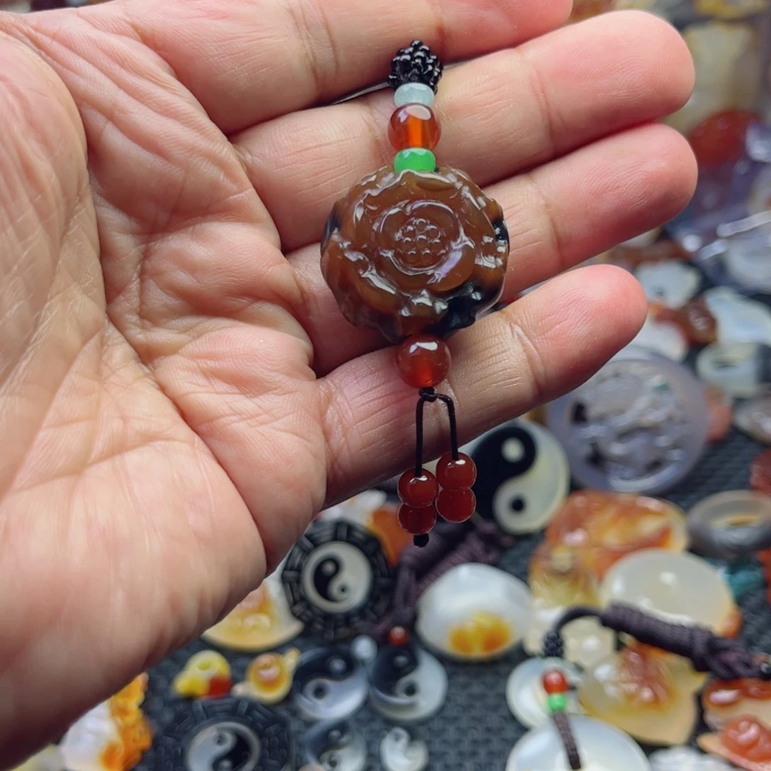 玛瑙/玉髓颈饰未镶嵌