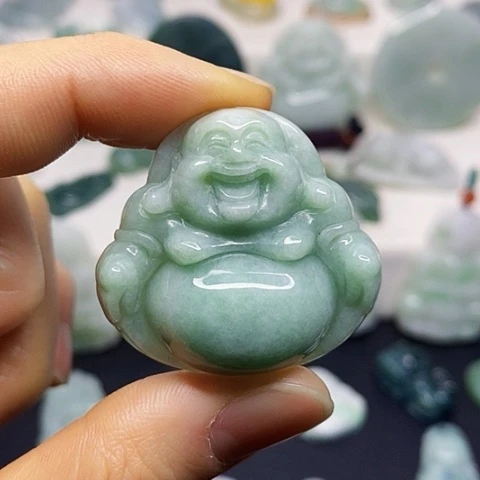翡翠颈饰未镶嵌吊坠