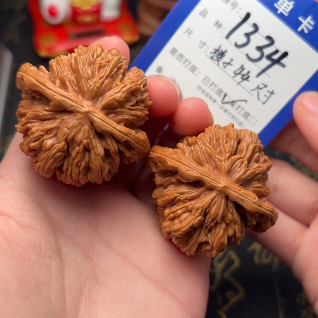 文玩核桃吊坠楼子