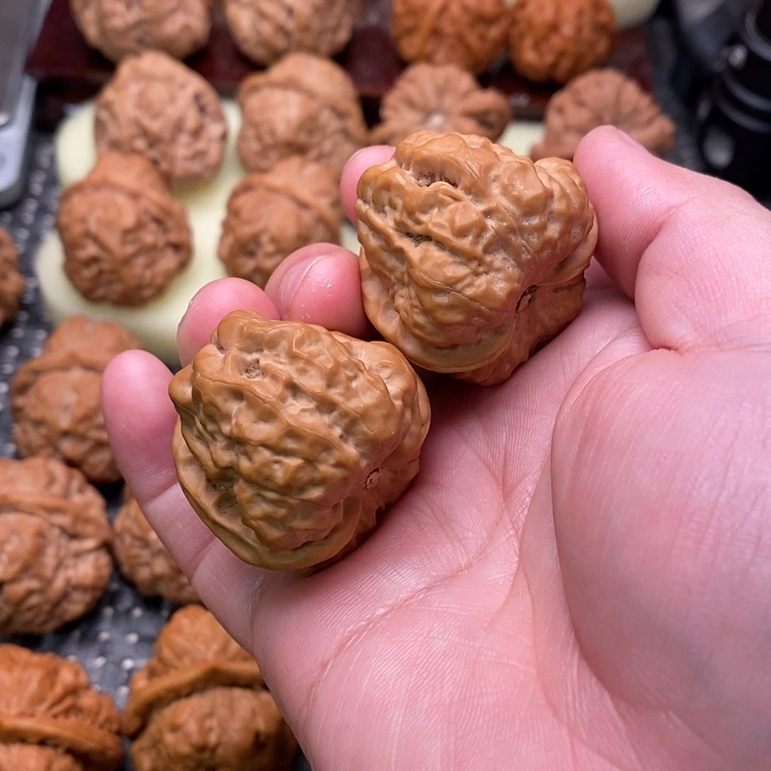 把件文玩核桃张**i蛤蟆头