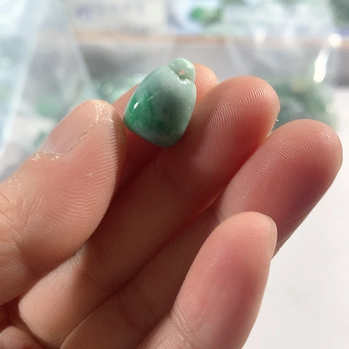 用***2翡翠未镶嵌吊坠(不含链)吊坠