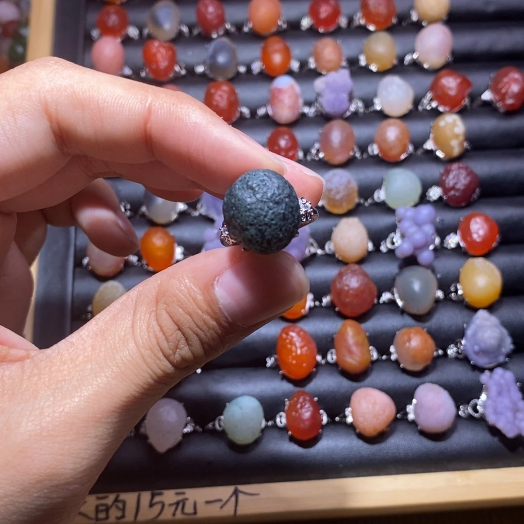 煜***儿玛瑙/玉髓合金戒指