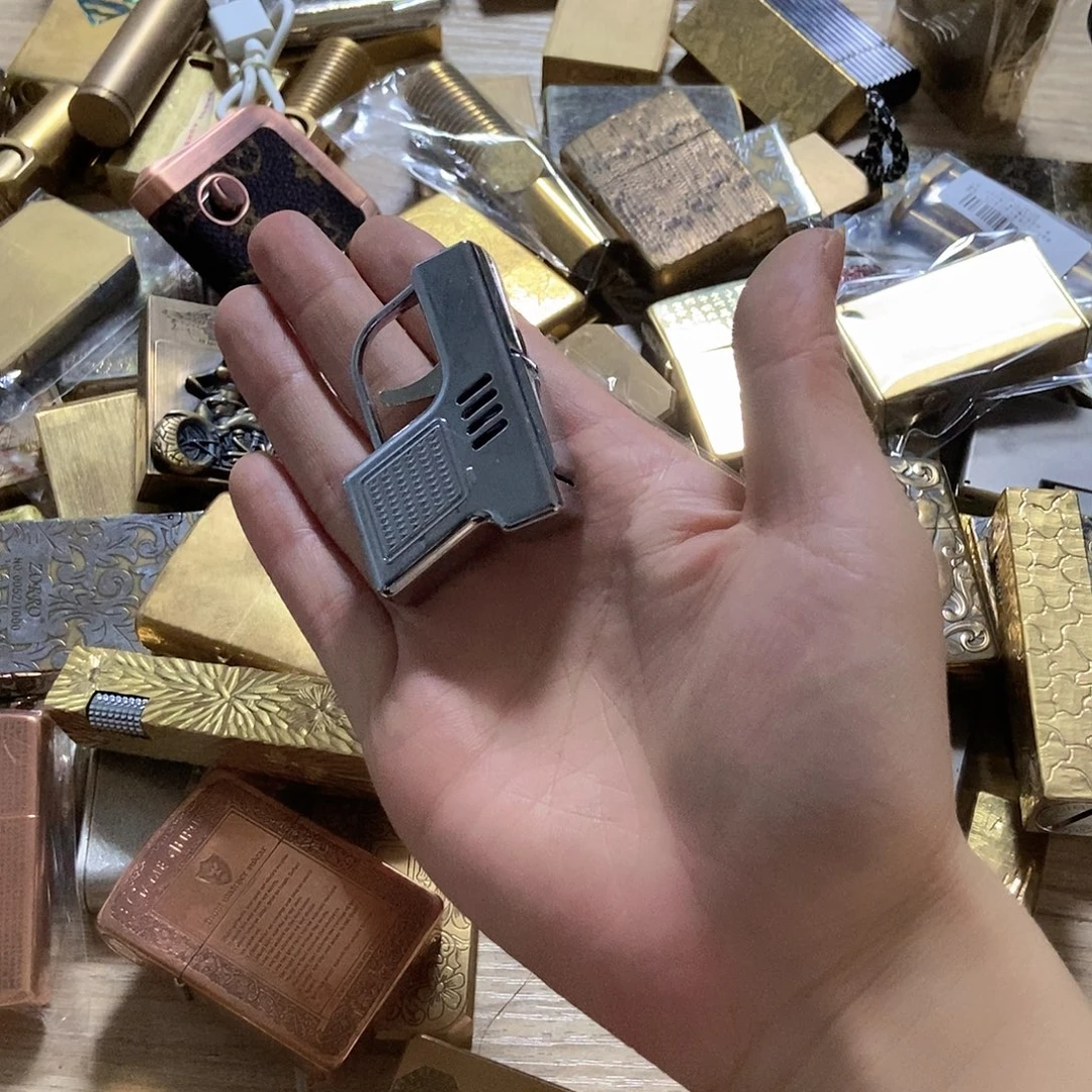 铜捡漏直播间福利打火机