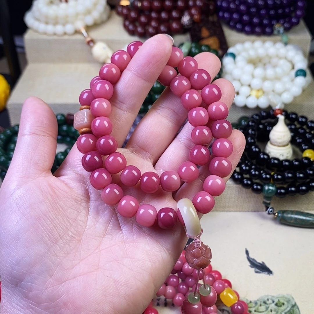 白玉菩提吊坠菩提