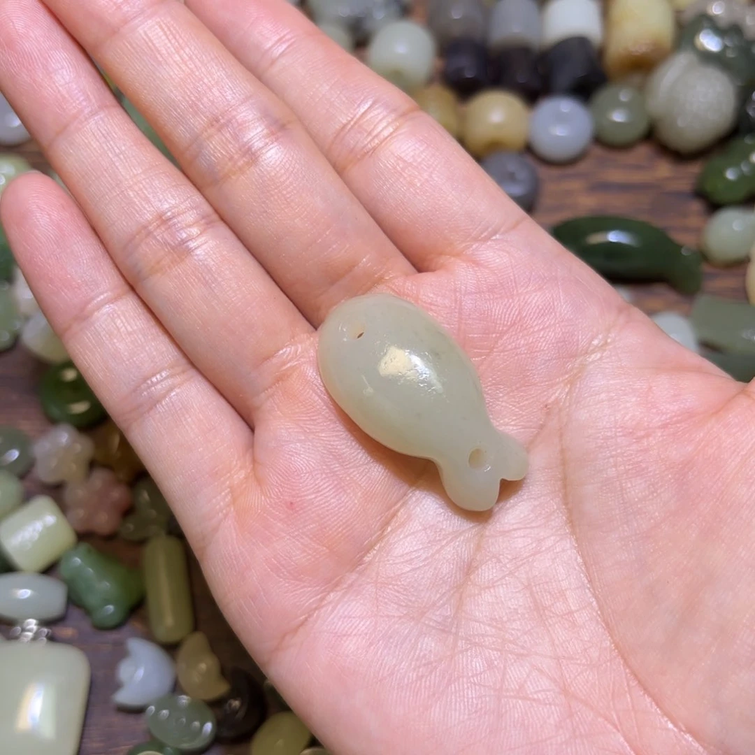 和田玉未镶嵌珠宝半成品白*美