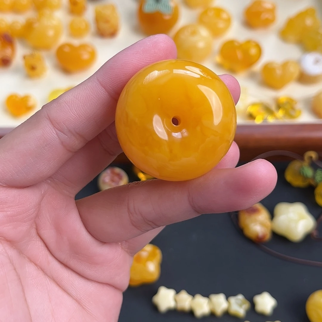 琥珀未镶嵌珠宝奇石