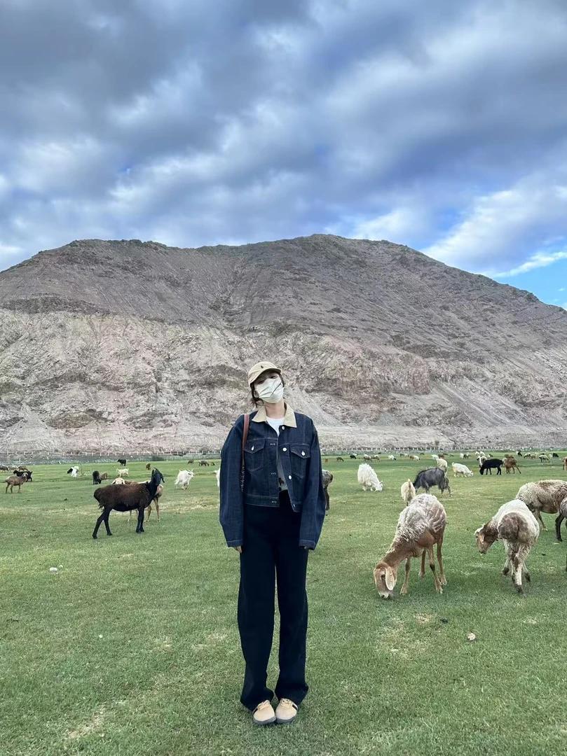 【 达人专属】秋季新款窄版直筒无弹牛仔裤