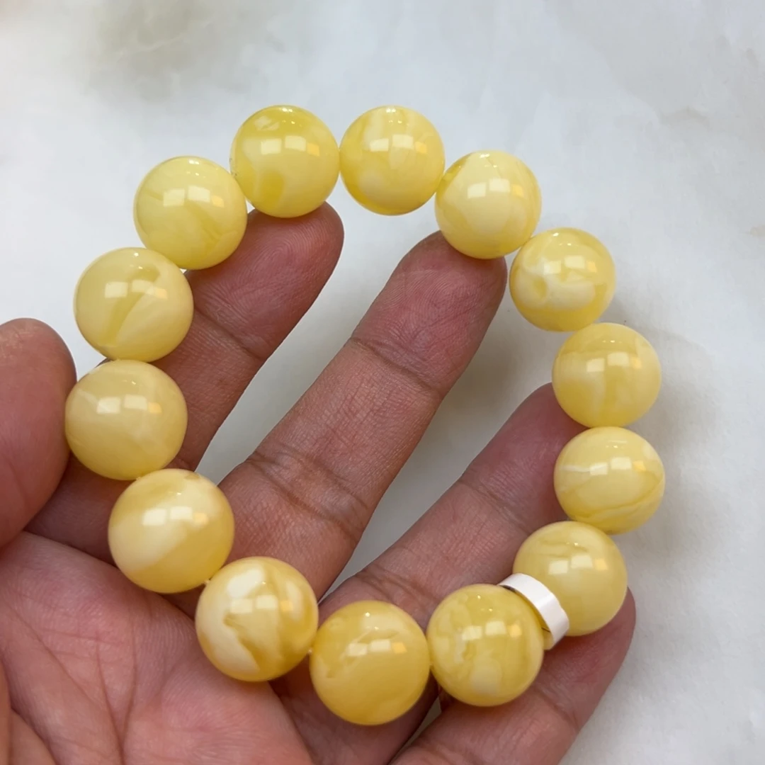 蜜蜡未镶嵌裸石15加30克