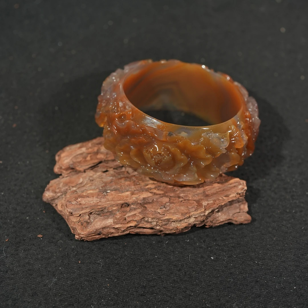 1.1香港王老板-玛瑙手镯1z77