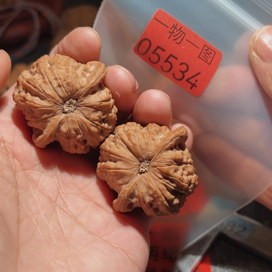 手串文玩核桃血麒麟