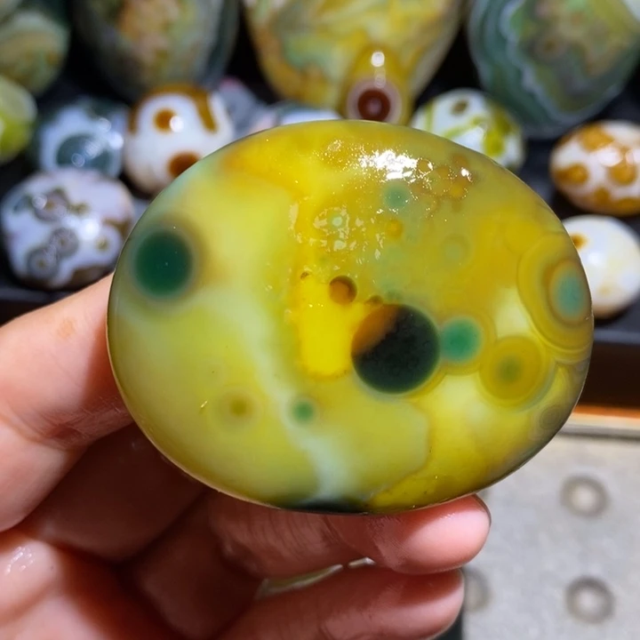 未镶嵌玛瑙/玉髓珠宝半成品135