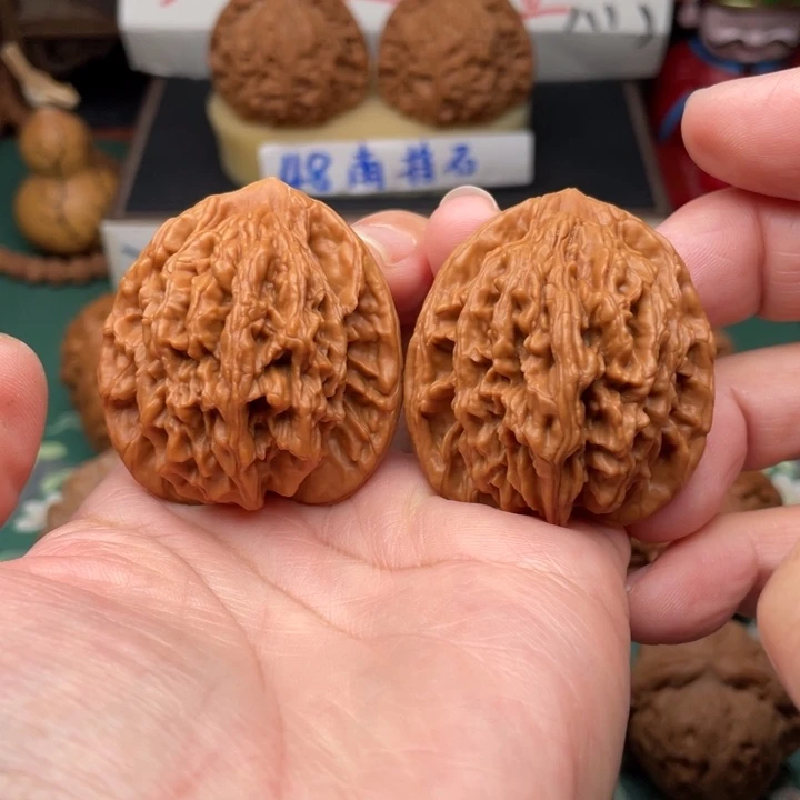 【闪购商品】把件文玩核桃41虎头