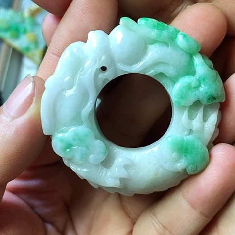颈饰未镶嵌翡翠福豆豆珠宝翡翠颈饰