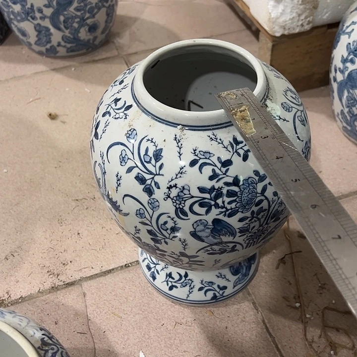 陶瓷瑕。。。。。。。。。。。。。。