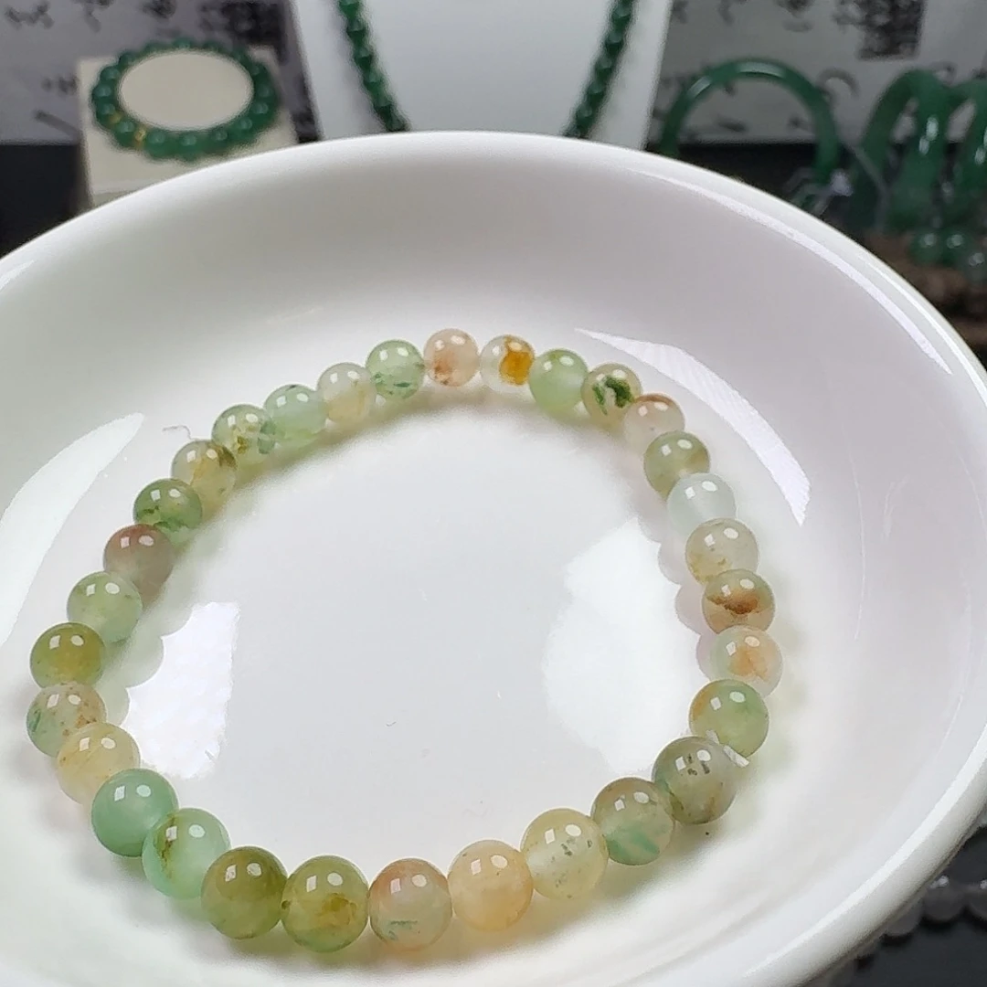 灰***营石英质玉（非洲翠）手链未镶嵌