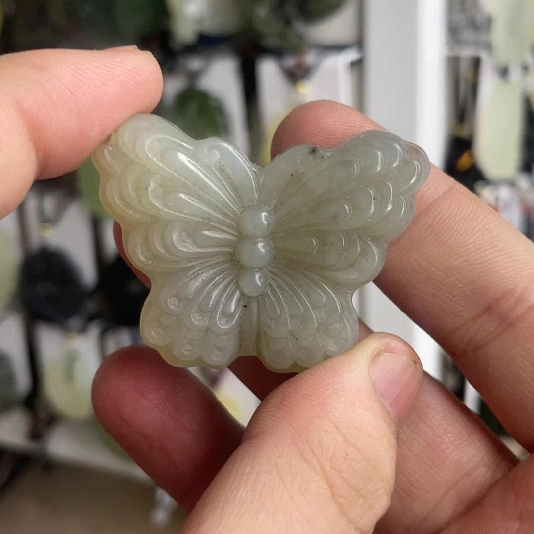 【闪购商品】岫玉颈饰未镶嵌蝴蝶