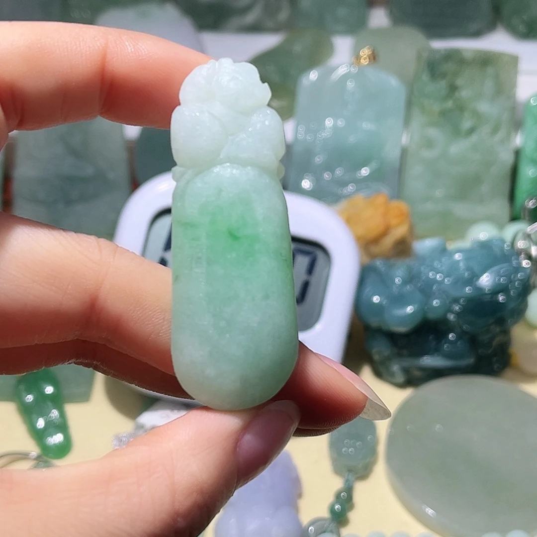 迷***生定制翡翠未镶嵌天然翡翠