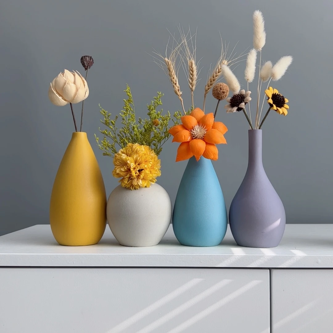 摆件陶瓷小花瓶摆件含花总高约20-30cm