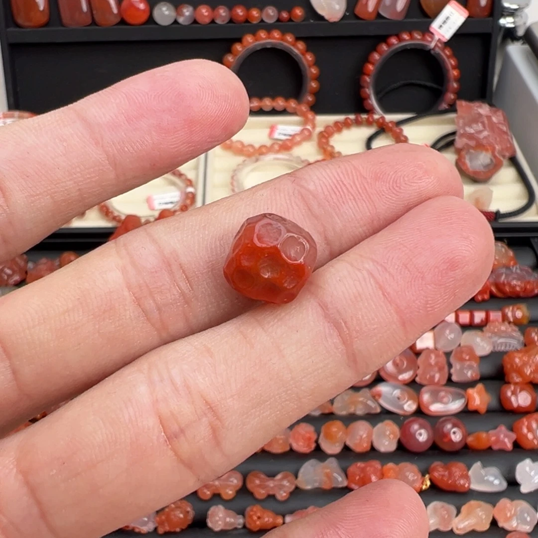 南红玛瑙未镶嵌颈饰无相珠10mm