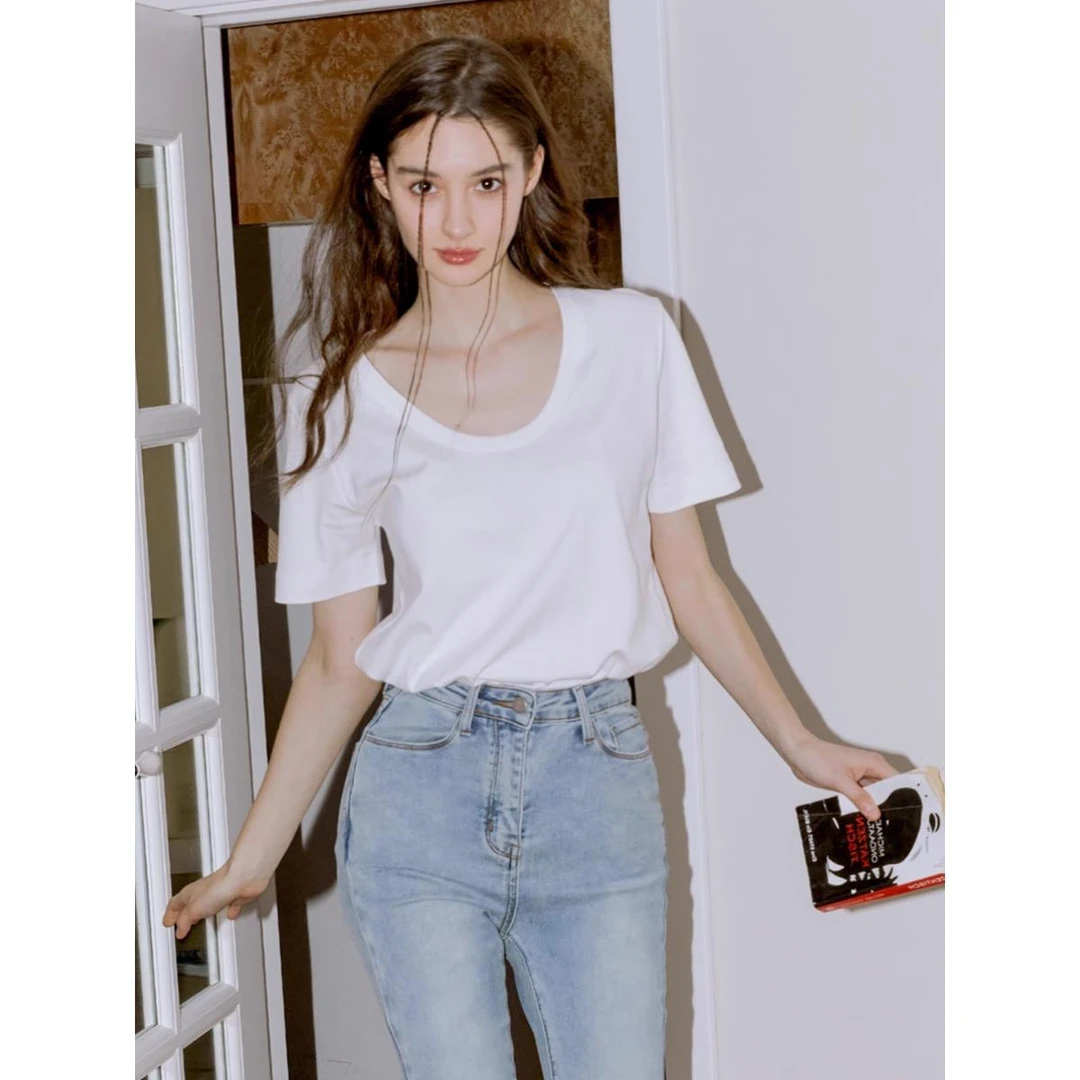 白色u领短袖t恤女夏季百搭大领口宽松体恤设计感小众正肩显瘦上衣