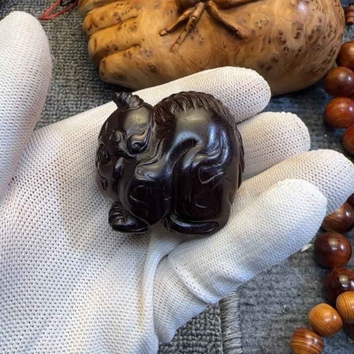 檀香紫檀（小叶紫檀）峰**间陈化老料串把件