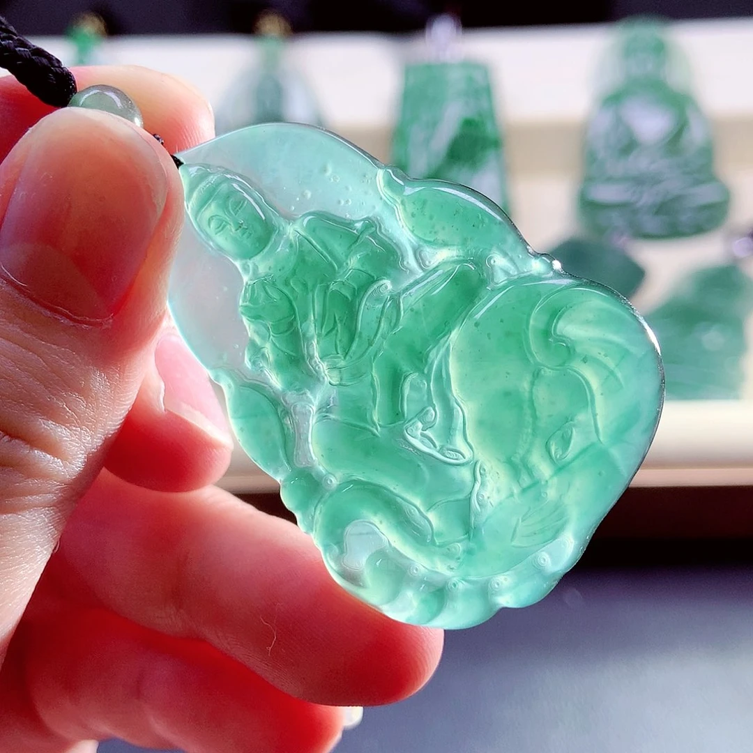 【闪购商品】颈饰未镶嵌翡翠天然