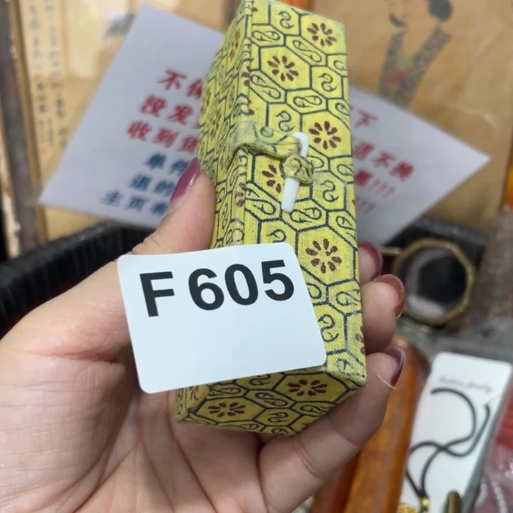 隆***晴摆件直播间火爆热卖