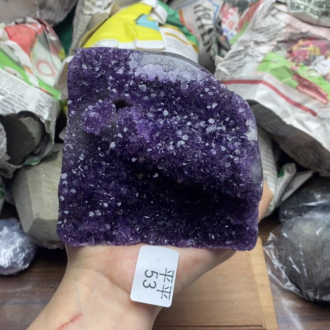 乌拉圭未镶嵌紫晶