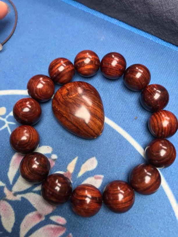 黄花梨1.5纹理清晰