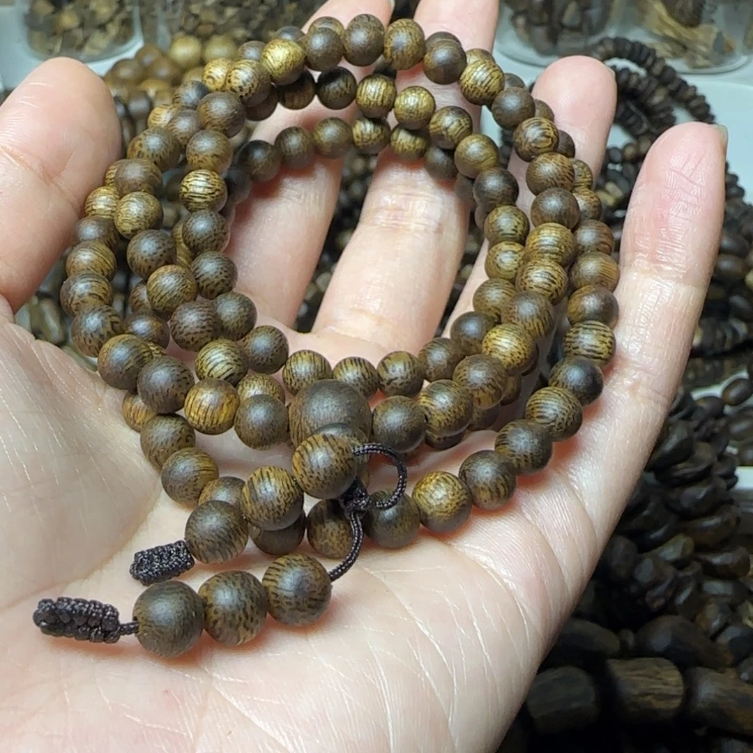 馨***）沉香手串多圈0.6规格12.8克老料