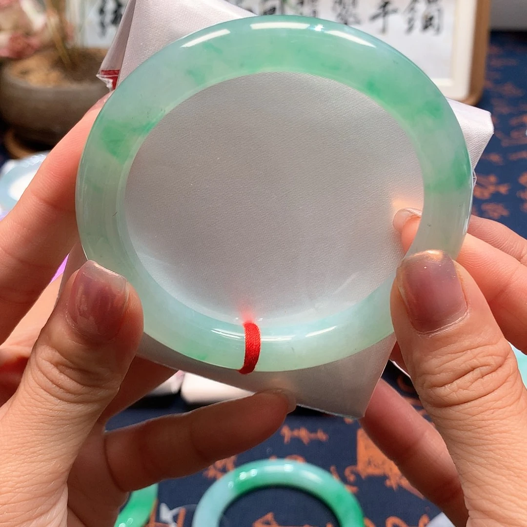 未镶嵌手镯翡翠冰胶金丝绿圆条手镯