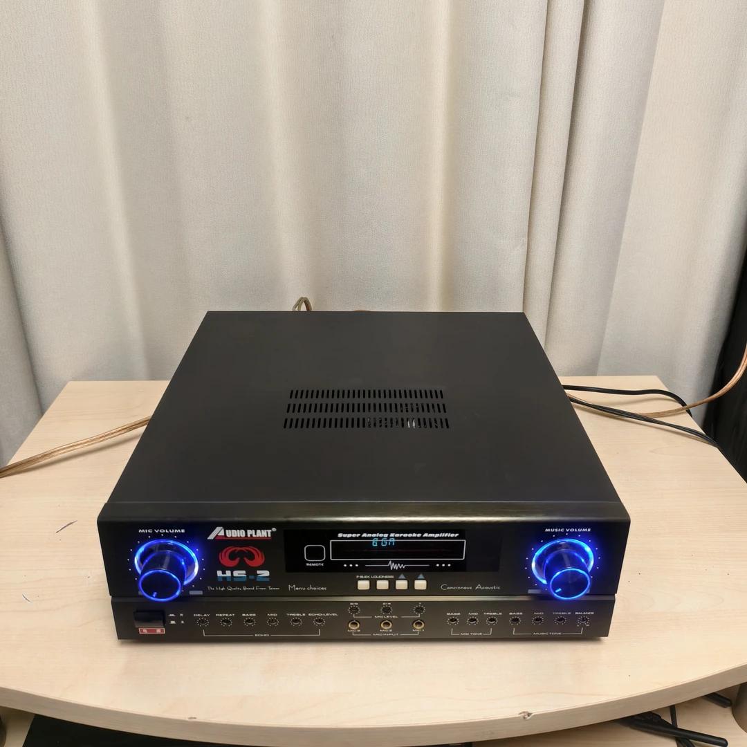 卡包功放一台，升降调按钮不管用，不包邮运费到付，不支持退换