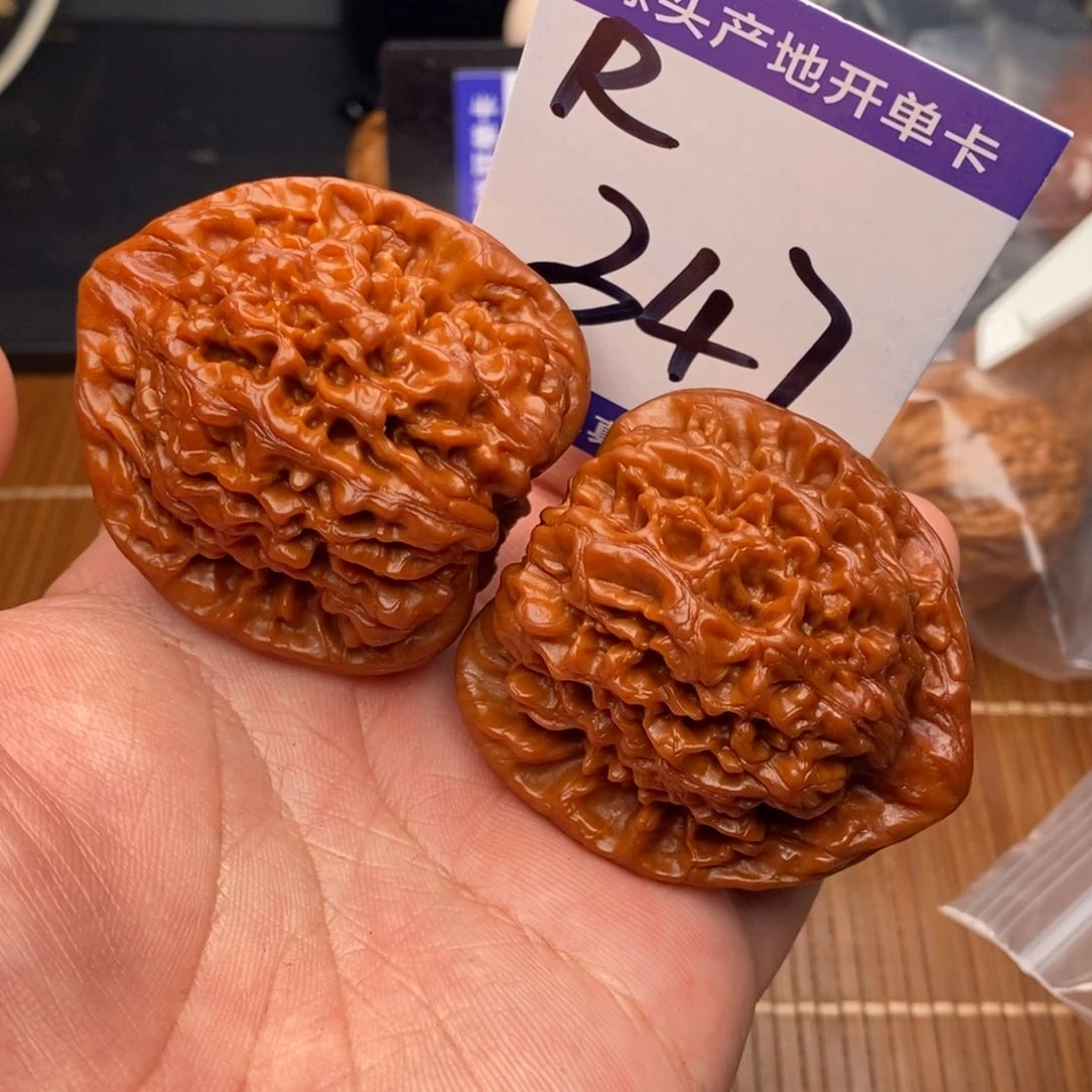 把件文玩核桃麒麟纹大官帽46尺