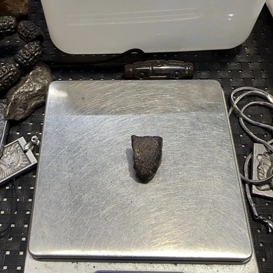 花岗石铁合金来自撒哈拉沙漠