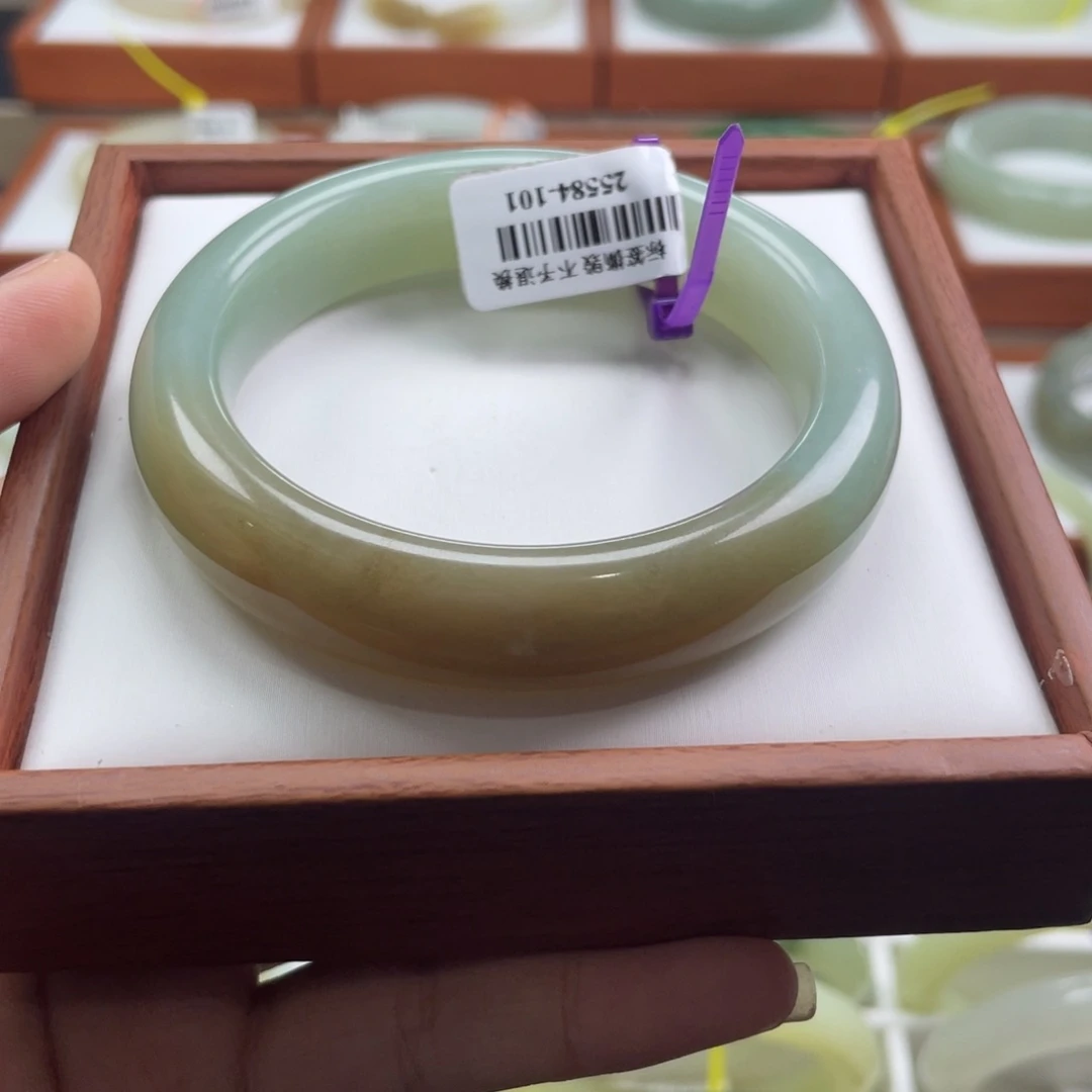 【闪购商品】未镶嵌手镯和田玉链接71。 56-57