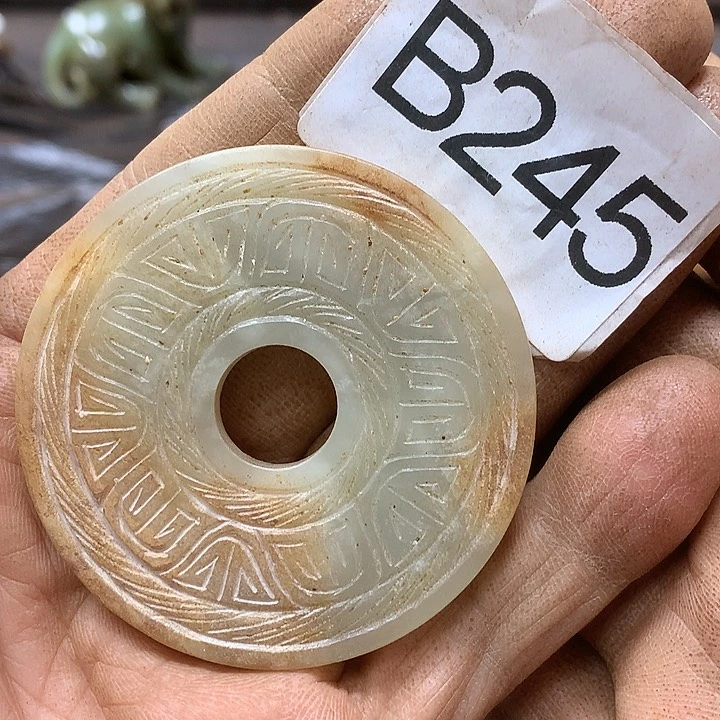 未镶嵌和田玉挂件