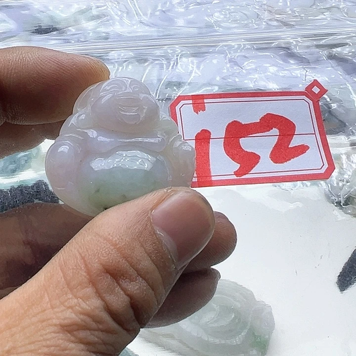 翡翠颈饰未镶嵌霄*