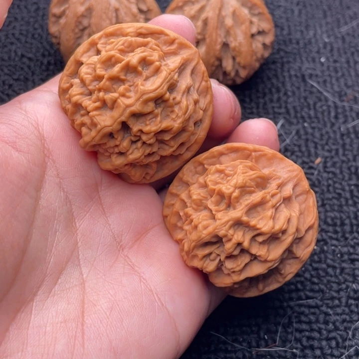 吊坠文玩核桃文玩核桃24