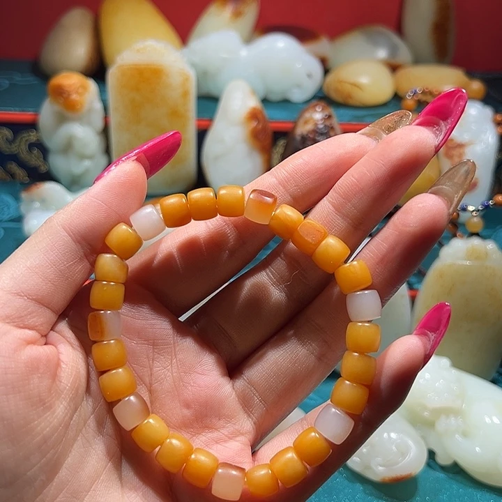 和田玉（糖玉）未镶嵌挂件