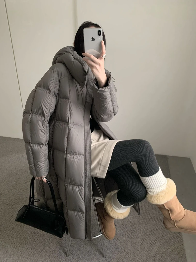 长款羽绒服女90绒年冬季新款宽松加厚保暖过膝连帽泡芙外套