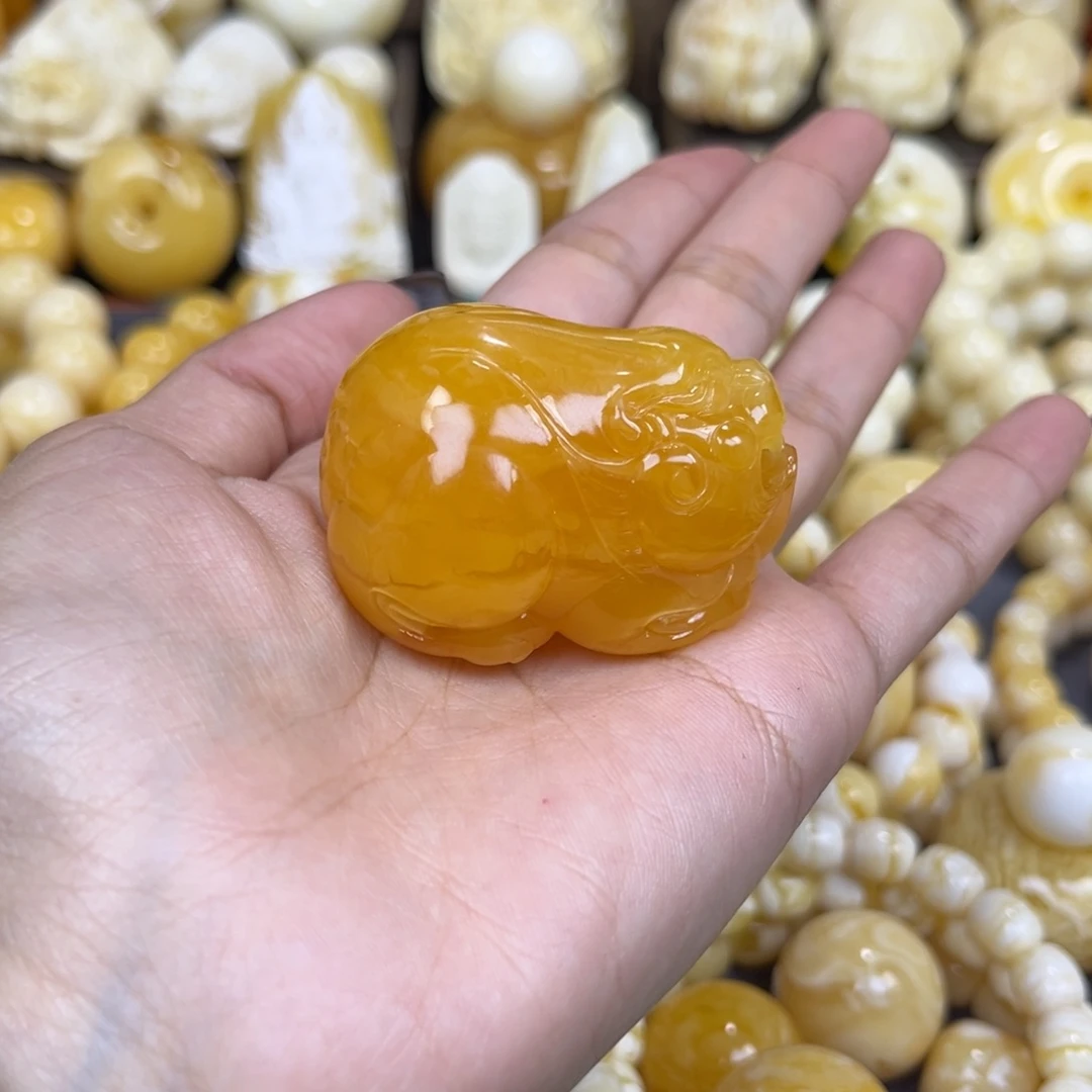 琥珀未镶嵌手串……