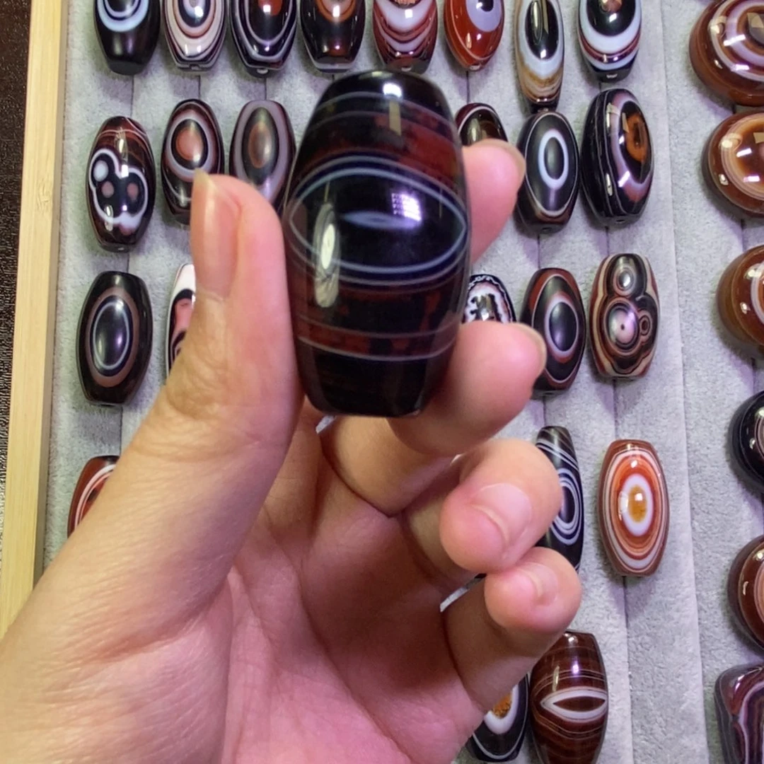 瑞***柜玛瑙/玉髓未镶嵌珠宝奇石