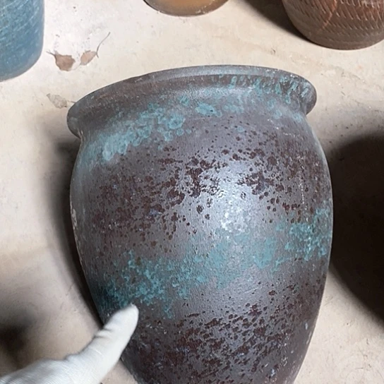 紫砂花盆口27高度30黑刷