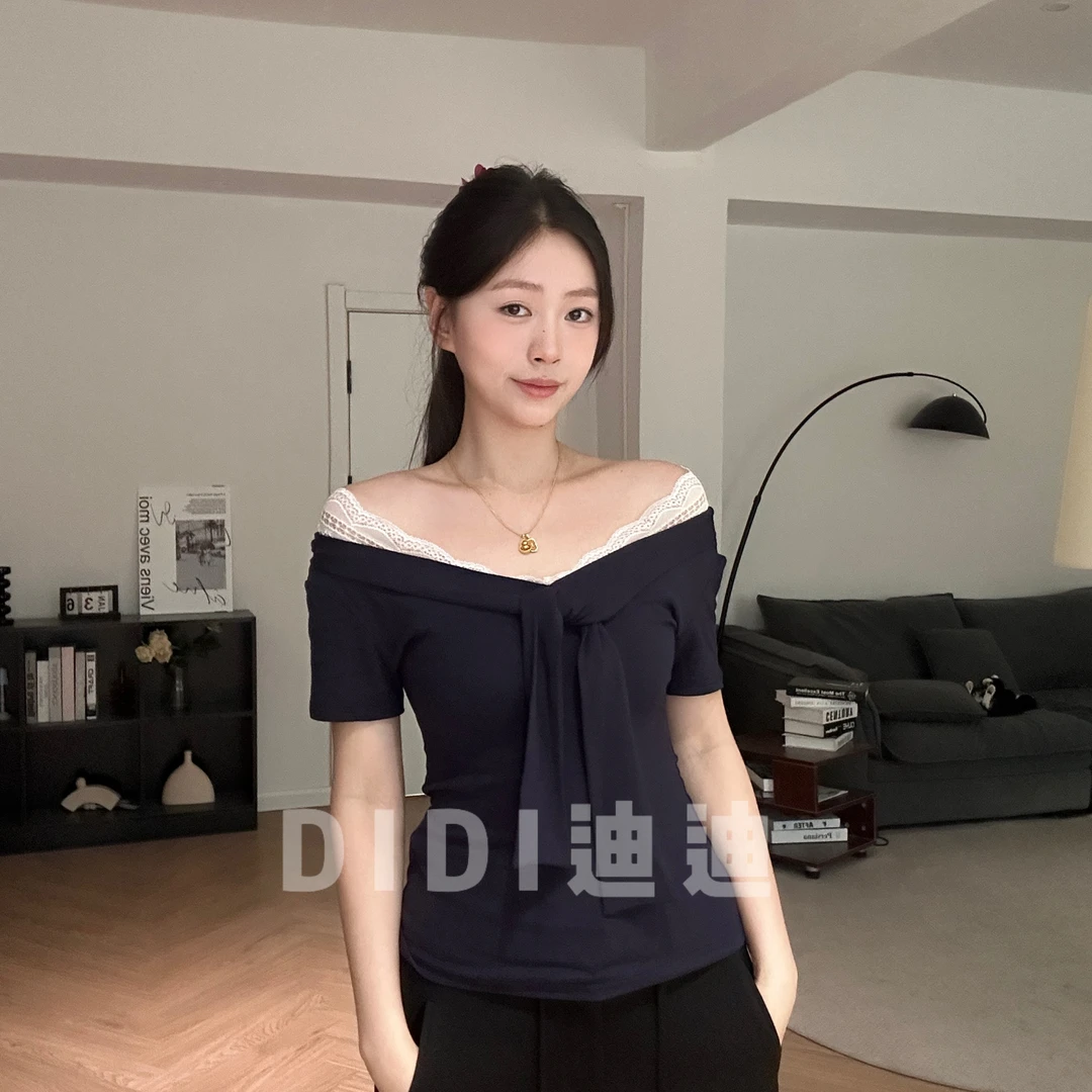 【DIDI】v领蕾丝拼接蝴蝶结绑带小众设计感正肩T恤上衣