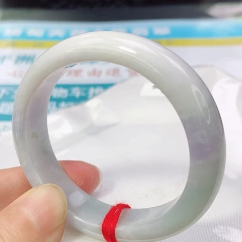 翡翠手镯（贵妃镯）未镶嵌0247号