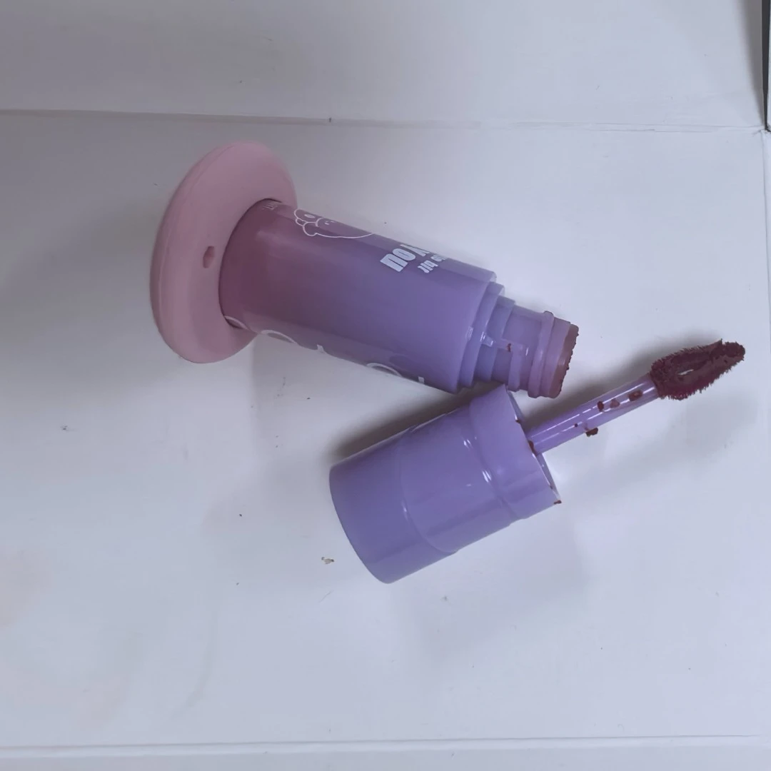 B065哑光丝绒唇泥